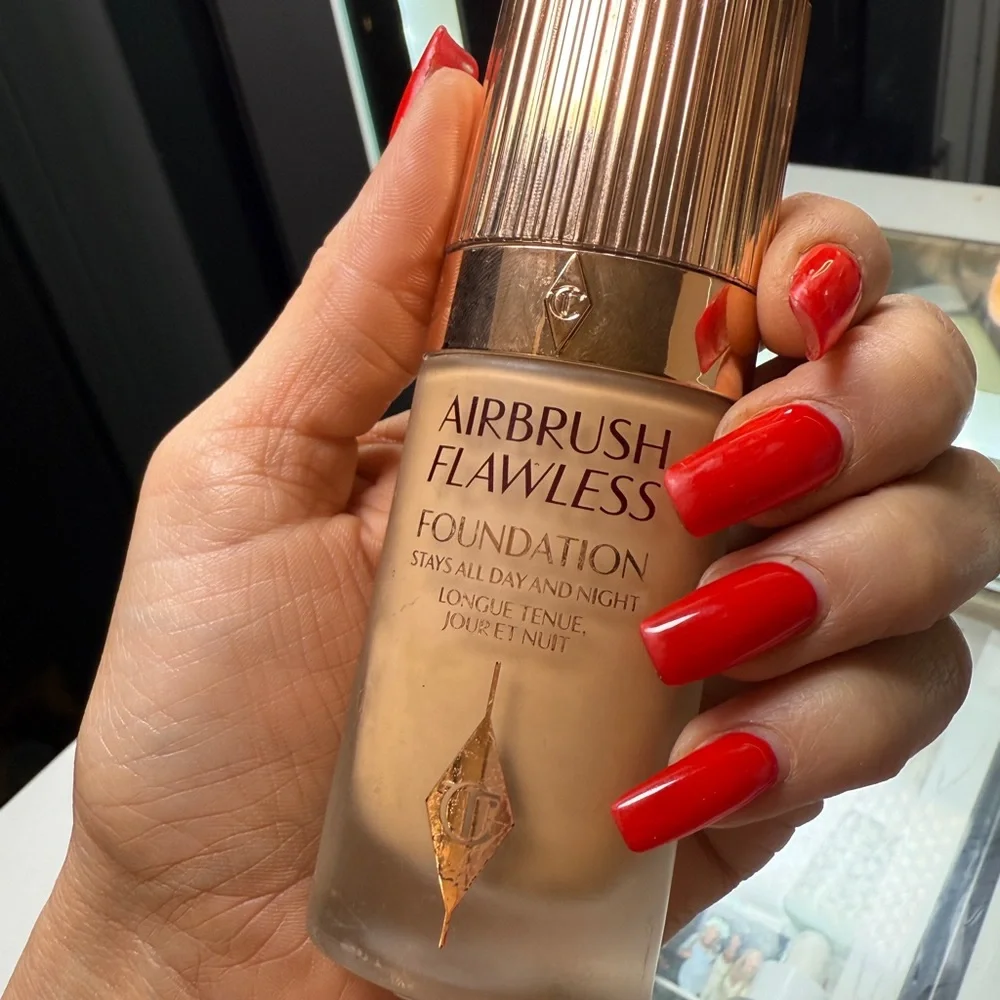 Charlotte Tilbury Airbrush Flawless Foundation